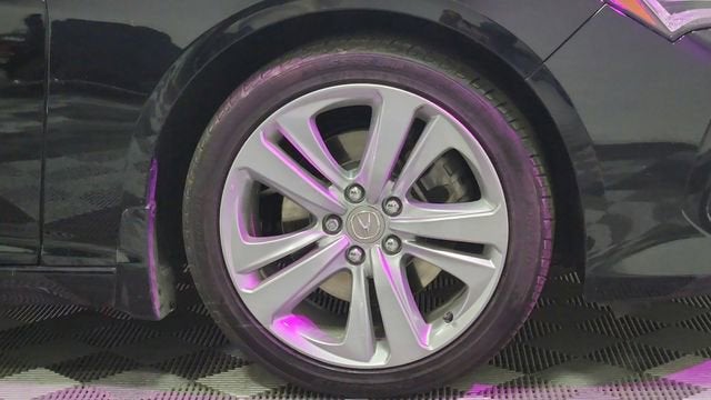 2022 Acura TLX w/Technology Package