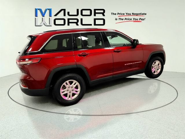 2024 Jeep Grand Cherokee Laredo