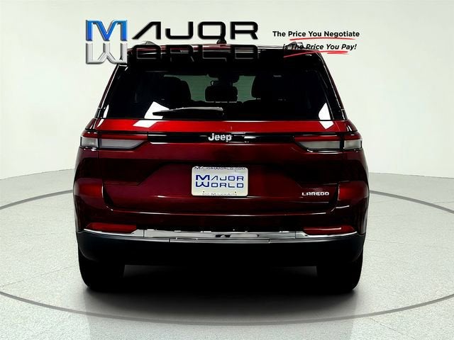 2024 Jeep Grand Cherokee Laredo