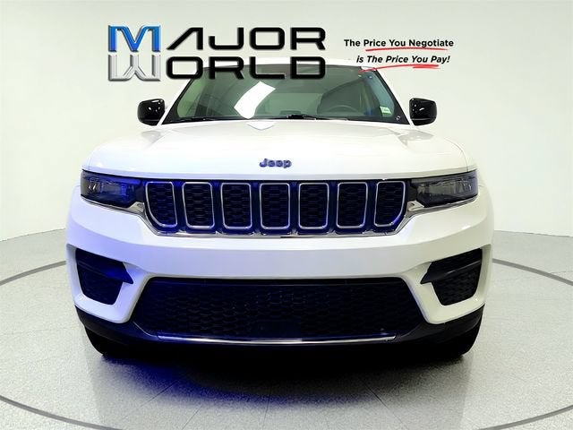 2024 Jeep Grand Cherokee Laredo