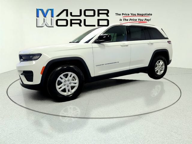 2024 Jeep Grand Cherokee Laredo