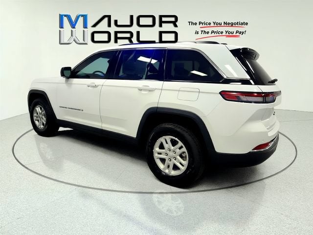 2024 Jeep Grand Cherokee Laredo