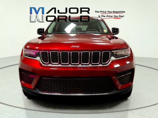 2024 Jeep Grand Cherokee Laredo