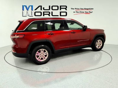 2024 Jeep Grand Cherokee Laredo