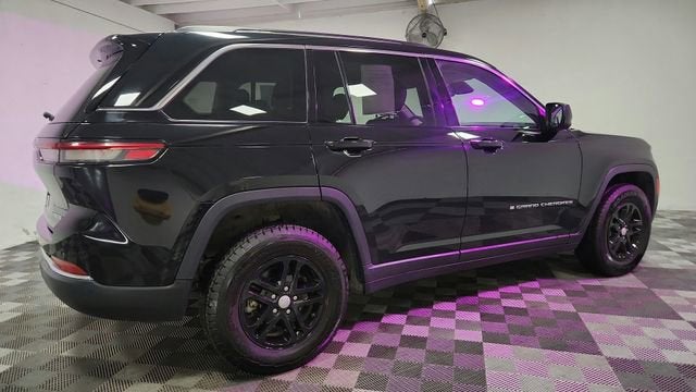 2024 Jeep Grand Cherokee Laredo