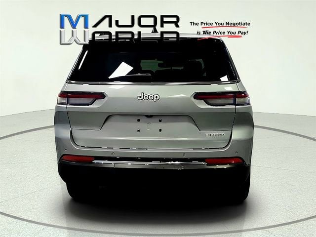 2024 Jeep Grand Cherokee L Laredo