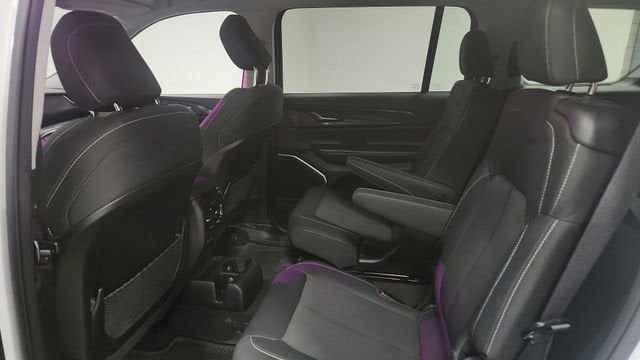 2021 Jeep Grand Cherokee L Laredo