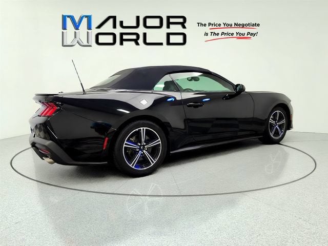 2025 Ford Mustang EcoBoost