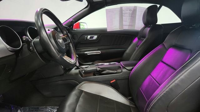 2022 Ford Mustang EcoBoost