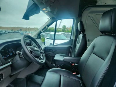2025 Ford Transit Cargo Van Base