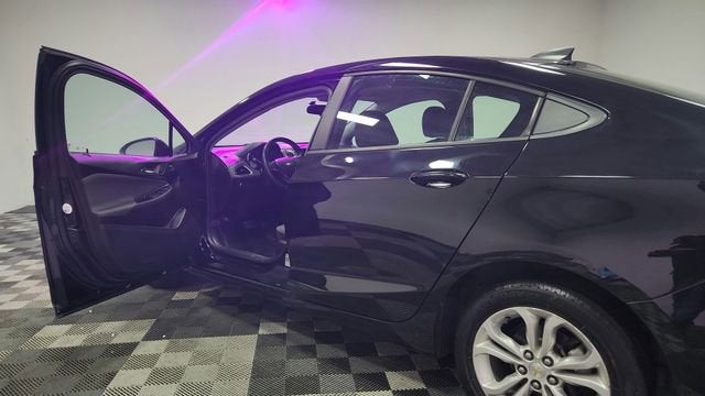 2019 Chevrolet Cruze LS