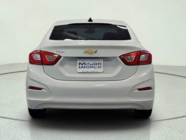 2018 Chevrolet Cruze LS