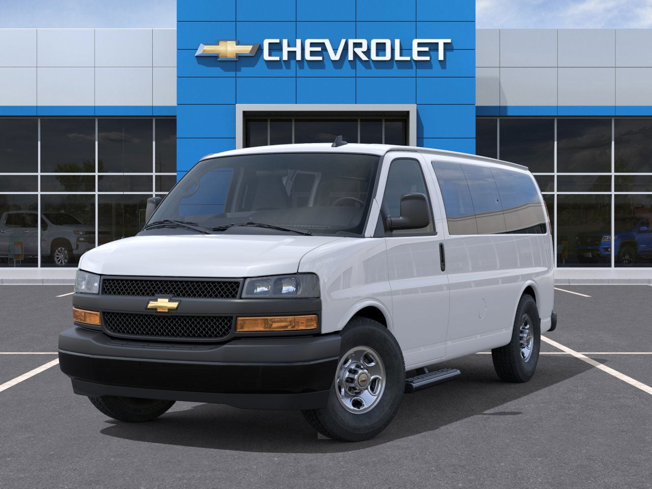 2025 Chevrolet Express Passenger 1LS