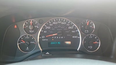 2025 Chevrolet Express Passenger 1LT