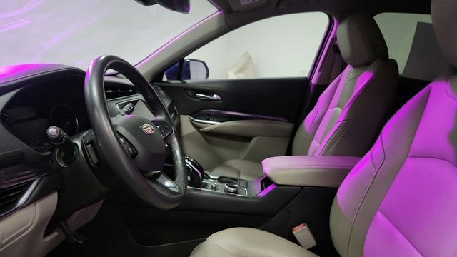 2023 Cadillac XT4 Luxury