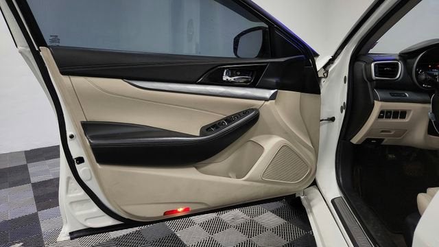 2017 Nissan Maxima SV