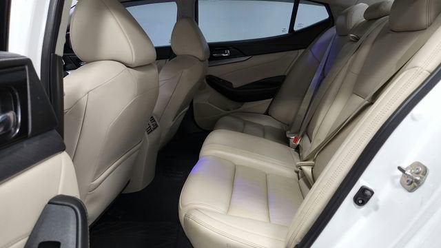 2017 Nissan Maxima SV