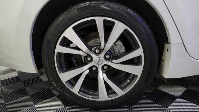 2017 Nissan Maxima SV