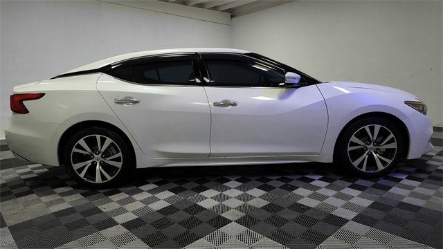 2017 Nissan Maxima SV