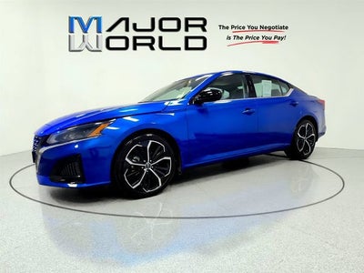 2025 Nissan Altima SR