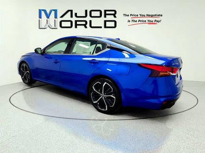2025 Nissan Altima SR