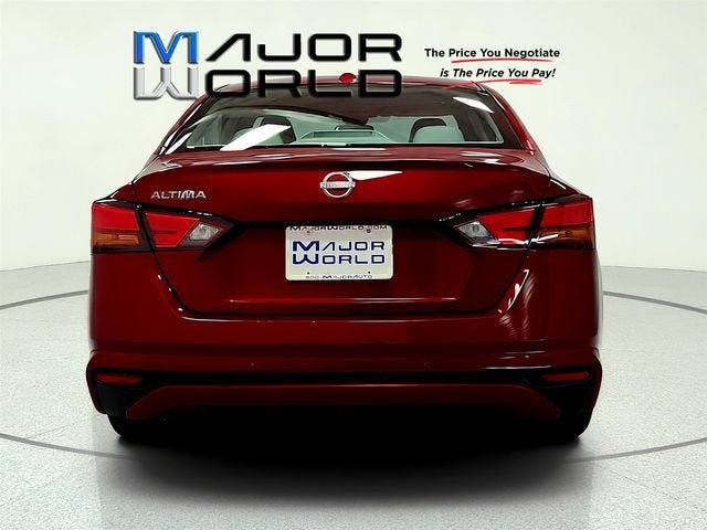 2025 Nissan Altima SV