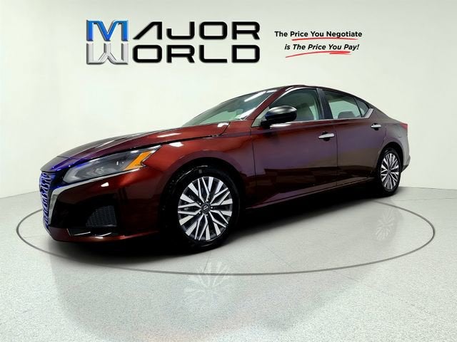 2025 Nissan Altima SV