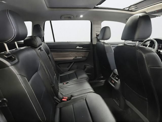 2022 Volkswagen Atlas 2.0T SE w/Technology
