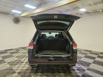 2025 Volkswagen Atlas 2.0T SE w/Technology