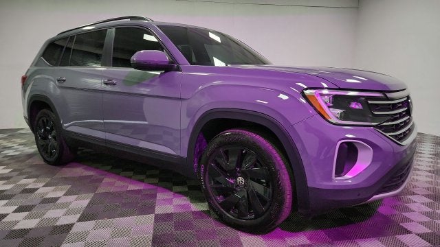 2025 Volkswagen Atlas 2.0T SE w/Technology