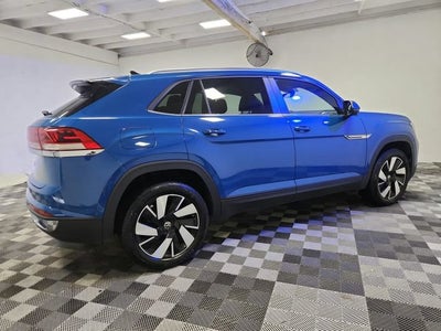 2025 Volkswagen Atlas Cross Sport 2.0T SE w/Technology