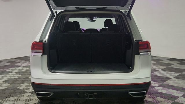 2025 Volkswagen Atlas 2.0T SE w/Technology