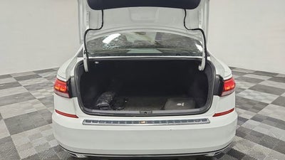 2022 Volkswagen Passat 2.0T SE