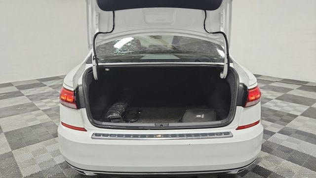 2022 Volkswagen Passat 2.0T SE