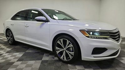 2022 Volkswagen Passat 2.0T SE