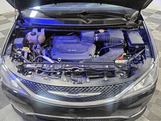 2019 Chrysler Pacifica Touring L