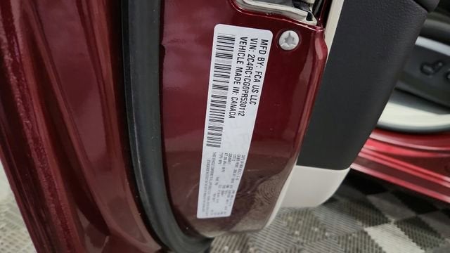 2023 Chrysler Voyager LX