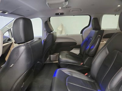 2018 Chrysler Pacifica Hybrid Touring L