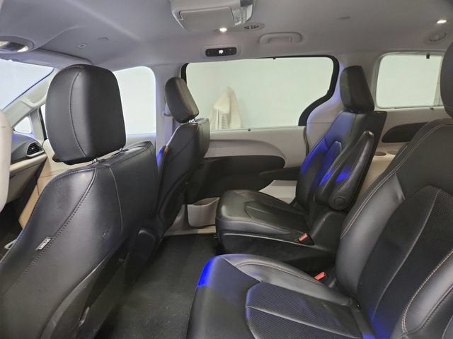 2018 Chrysler Pacifica Hybrid Touring L