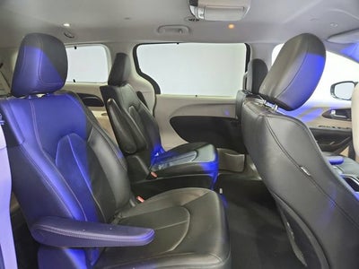 2018 Chrysler Pacifica Hybrid Touring L