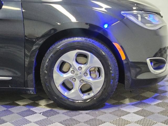 2018 Chrysler Pacifica Hybrid Touring L