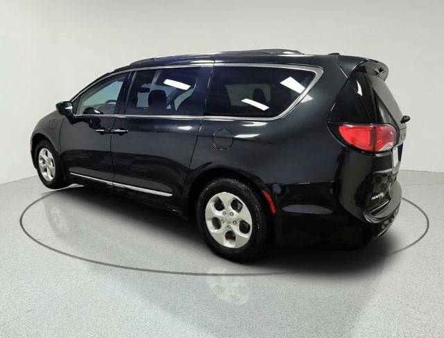 2018 Chrysler Pacifica Hybrid Touring L