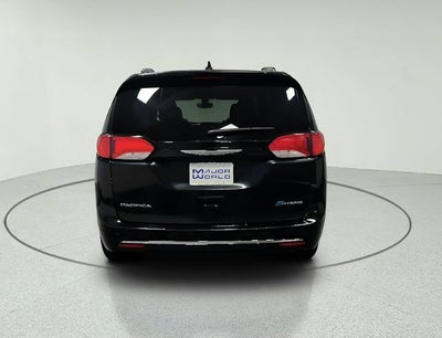 2018 Chrysler Pacifica Hybrid Touring L