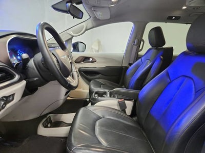 2018 Chrysler Pacifica Hybrid Touring L