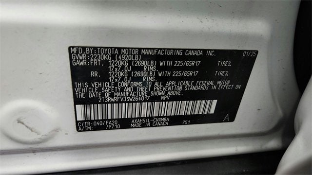 2025 Toyota RAV4 Hybrid XLE