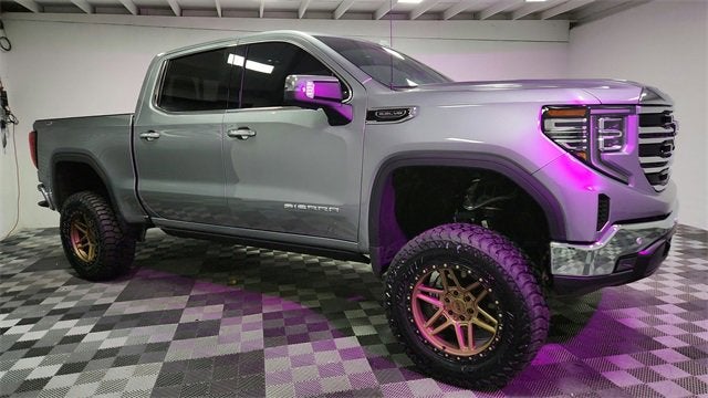 2025 GMC Sierra 1500 SLT