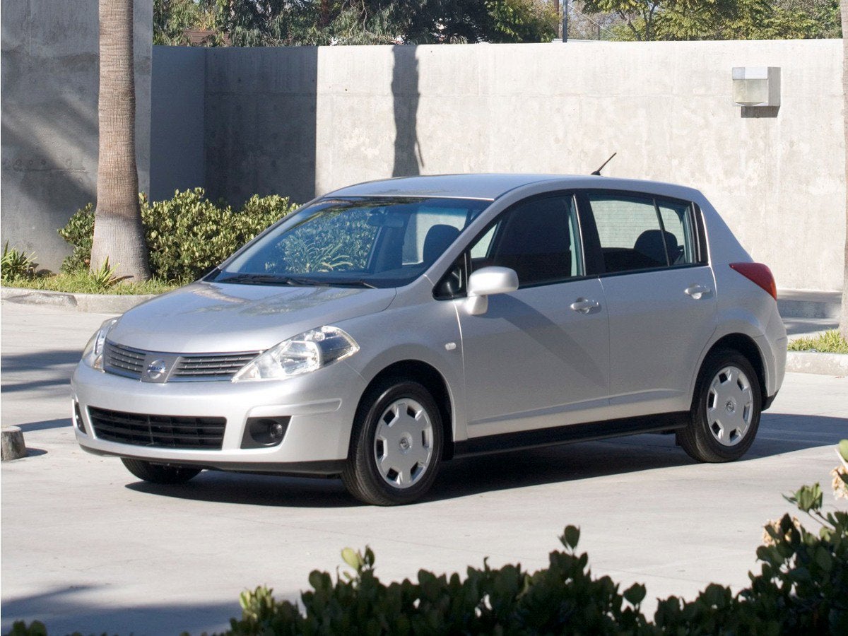 2009 Nissan Versa 1.8 S
