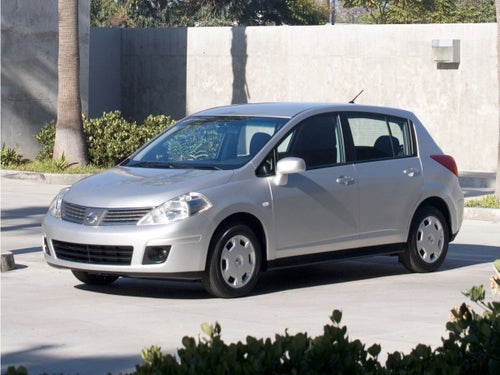 2009 Nissan Versa 1.8 S