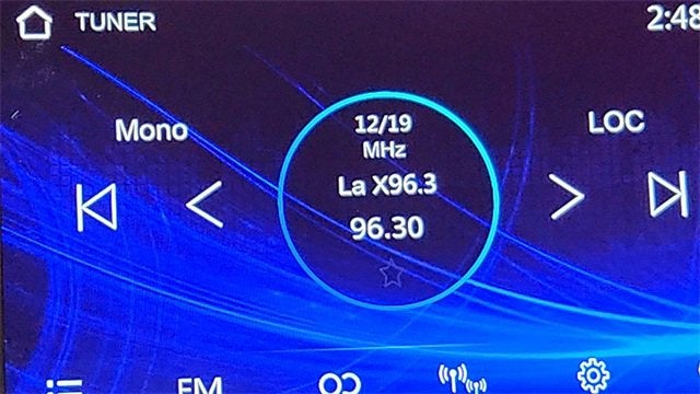 2016 Nissan Versa SV