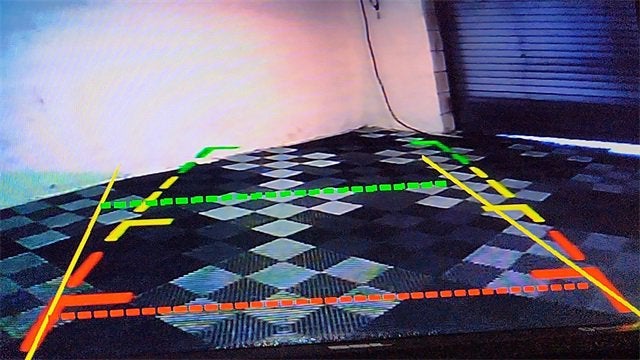 2016 Nissan Versa SV